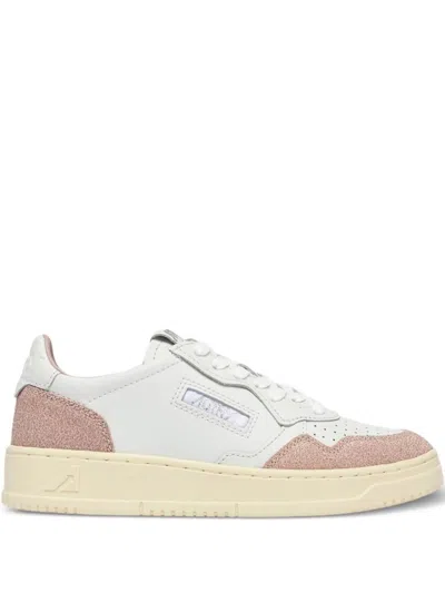 Autry Medalist Low Sneakers In White