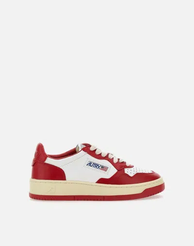AUTRY AUTRY MEDALIST LOW LEATHER SNEAKERS