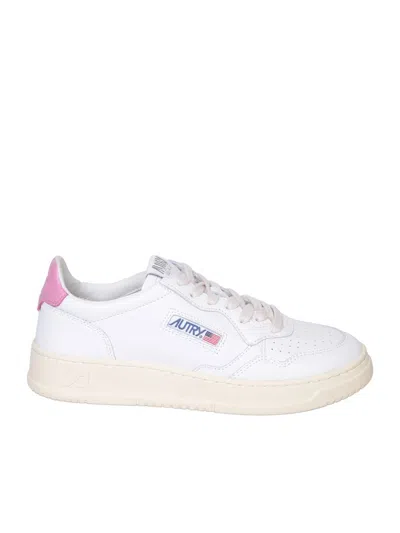 Autry Medalist Sneakers In Suede In White/pink