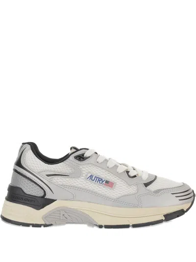 Autry Sneakers Silver In Gray