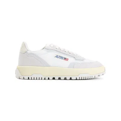 Autry Sneakers In White