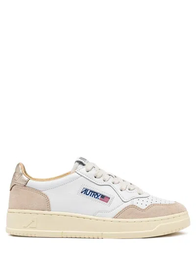 Autry 'medalist' White Low Top Sneakers With Logo Patch On Tongue And Side