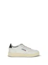 Autry Medalist Low Sneakers Green In White