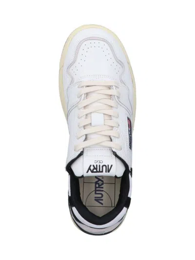 Autry Sneakers In White