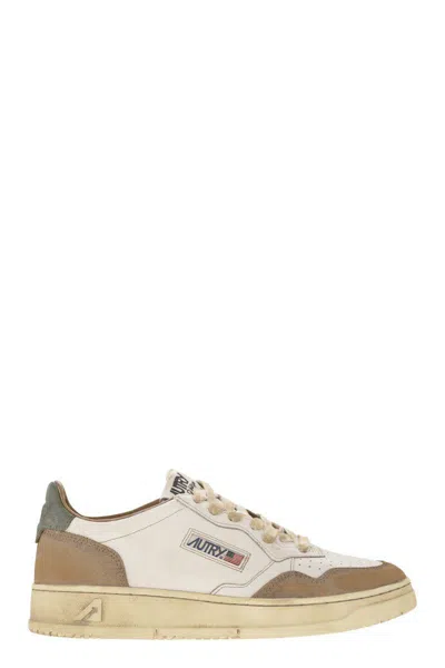 Autry Sneakers In White