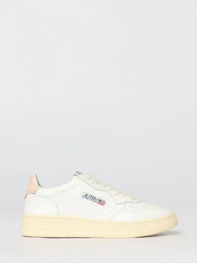 Autry Medalist Low Sneakers In White