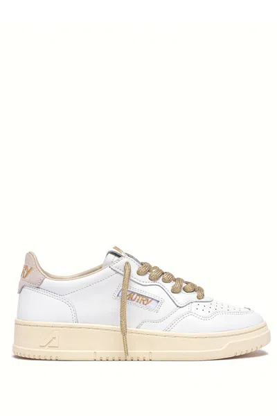 Autry Stylish Flat Shoes For Women - Fw25 Collection In White
