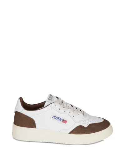 Autry 'medalist' White Low Top Sneakers With Logo Patch On Tongue And Side In Leather Blend Woman