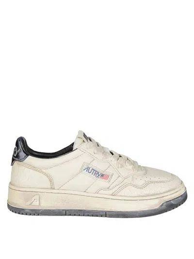 Autry Sup Vint Low Leat Padded In White