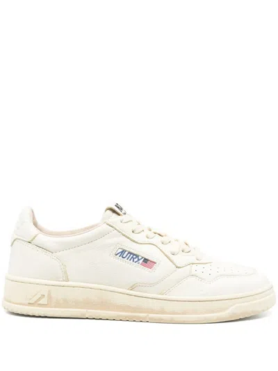 AUTRY AUTRY SUP VINT LOW MAN  GOAT/MUD WHITE SHOES