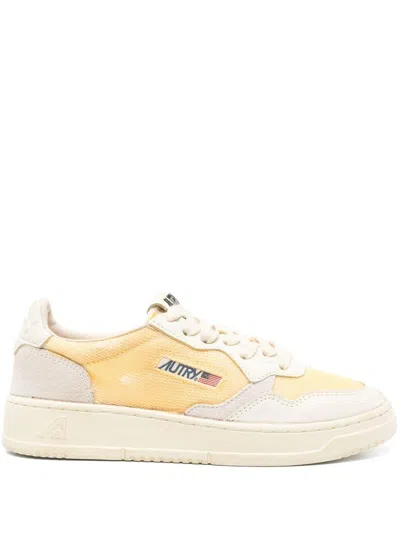 Autry Two-tone Low-top Sneakers In Multi