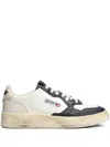 Autry Medalist Low Super Vintage Sneakers In White
