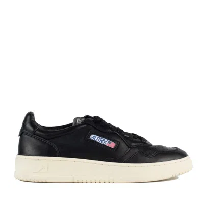 Autry Super Soft Black Nappa Medalist Low Sneakers