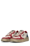 Autry Super Vint Low Top Sneaker