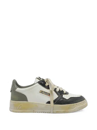 Autry Super Vintage Leather Low-top Sneakers In Black