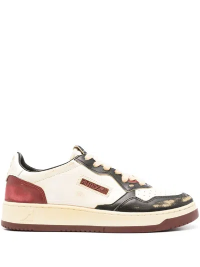 AUTRY SUPER VINTAGE LOW LEATHER SNEAKERS