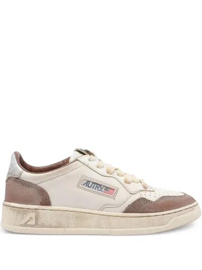 AUTRY SUPER VINTAGE LOW SNEAKERS IN BURN AND SILVER