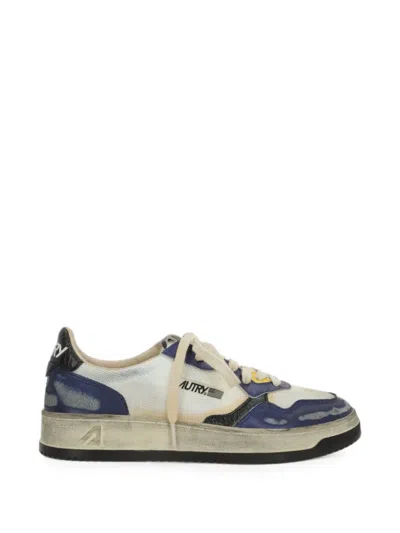 Autry Medalist Low Super Vintage Calfskin Sneakers With Worn Effect In Blue