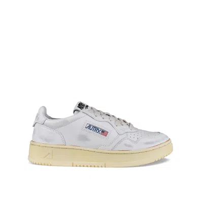 Autry Super Vintage Low Sneakers In White
