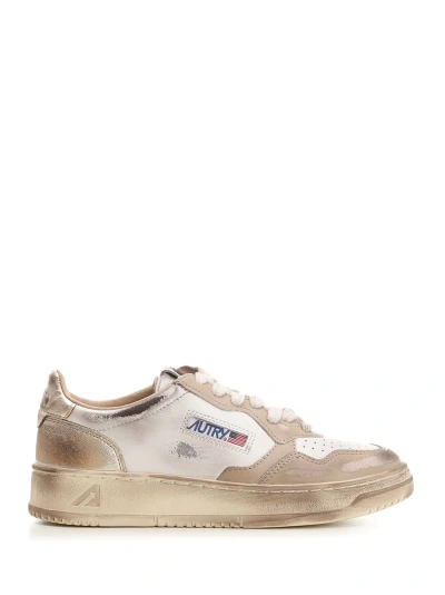 Autry Super Vintage Low-top Sneakers In White_platinum