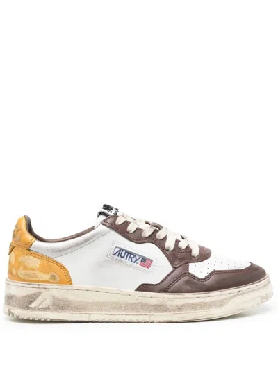 AUTRY SUPER VINTAGE MEDALIST LOW SNEAKERS IN HONEY, BROWN AND WHITE LEATHER