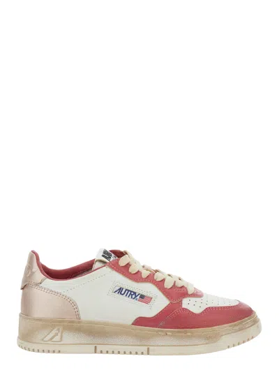 Autry Super Vintage Red Sneakers With Logo Patch On The Tongue And Distressed Effect In Leather Woman