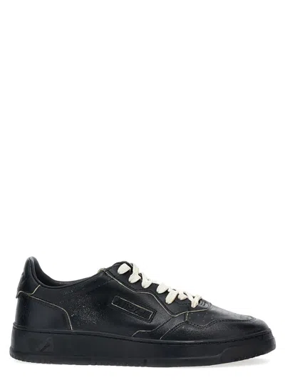 Autry Super Vintage Sneakers In Black