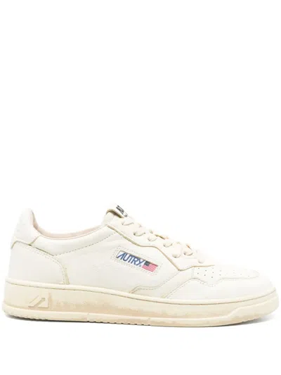 Autry Super Vintage Sneakers In Neutrals