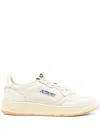 Autry Super Vintage Sneakers In Neutrals
