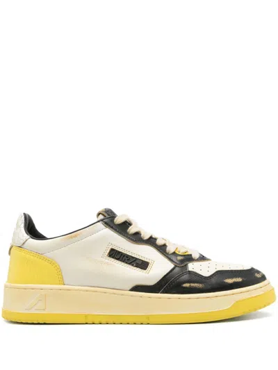 Autry Super Vintage Sneakers In Neutrals