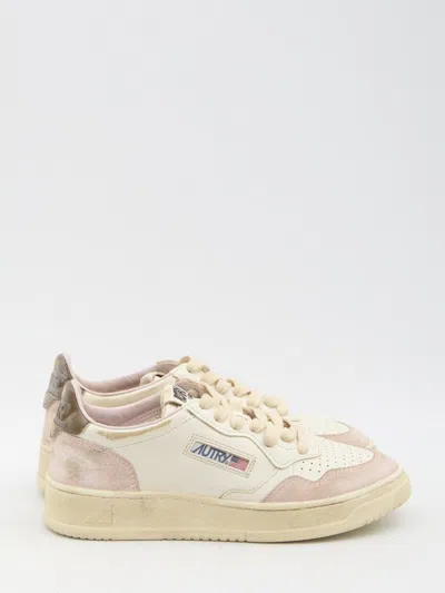 Autry Super Vintage Sneakers In White