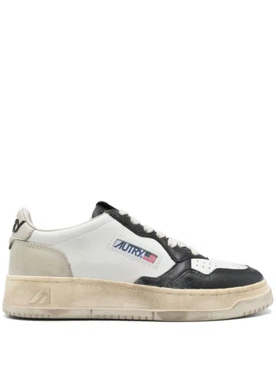 Autry Super Vintage Sneakers In White