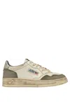 Autry Supvint Lowleat Suede Lizard Silv Sneaker In Neutral