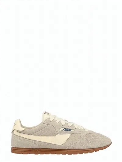 Autry Textured Suede Low-profile Sneakers In Neutral