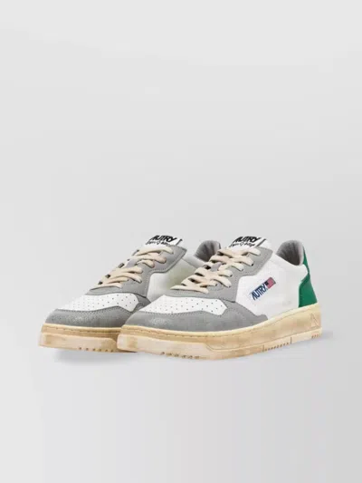 Autry Vintage Low Top Sneakers