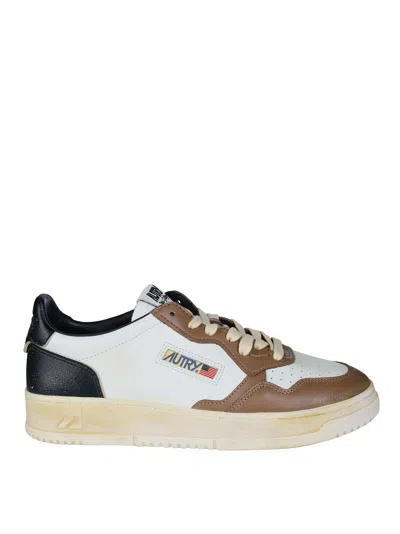 Autry Vintage Low-top Sneakers For Men In White