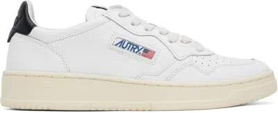 Autry White & Black Medalist Low Sneakers In Leat/leat Wht/black