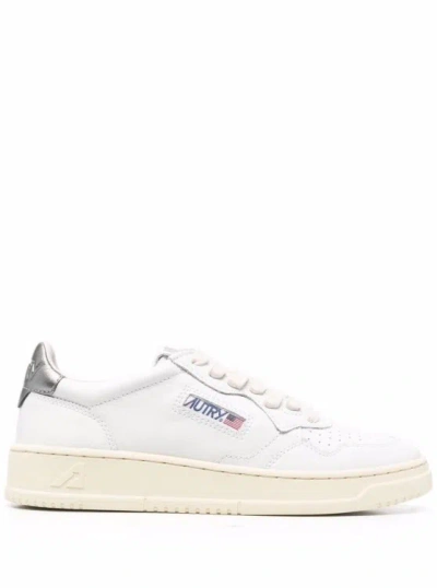 AUTRY WHITE AND SILVER LEATHER SNEAKERS