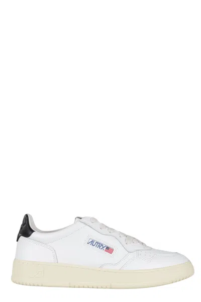 Autry White Black Medalist Low Leather Sneakers In Multi
