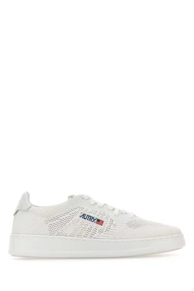 Autry Easeknit Low Sneakers In White Fabric