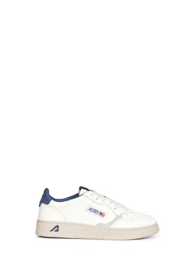Autry White Grained Leather Medalist Low Sneakers