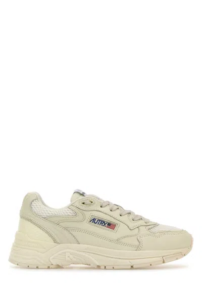 Autry White Leather And Mesh Hyperway Sneakers