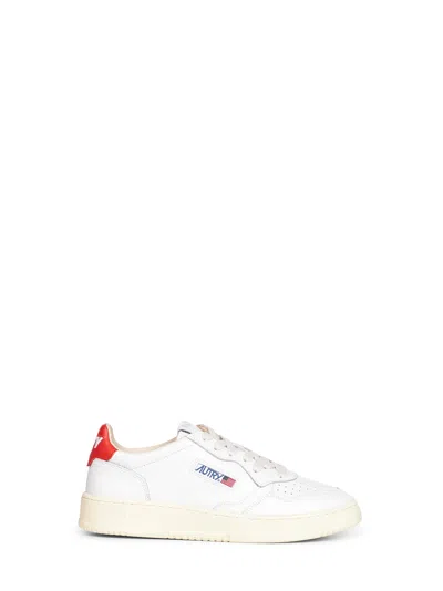 Autry White Leather Medalist Low Sneakers