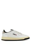 Autry Medalist Lace-up Sneakers In White