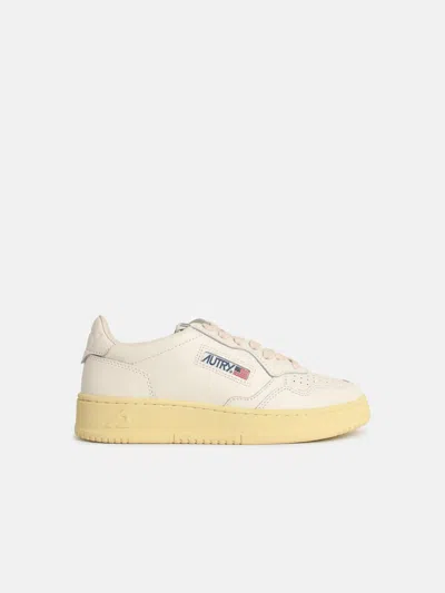 Autry White Leather Medalist Sneakers