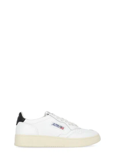 Autry White Low Medalist Leather Sneakers
