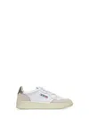 Autry Medalist Low Sneakers In White
