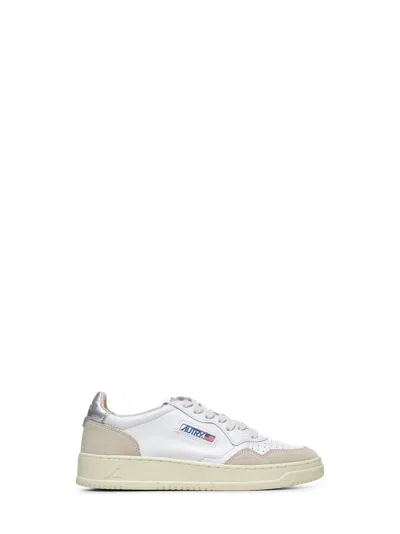 Autry White Medalist Low Sneakers