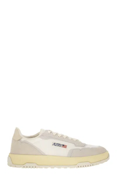 AUTRY AUTRY WILDPACE - FABRIC AND SUEDE TRAINERS