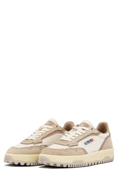 Autry Wildpace Low Sneaker In Sand